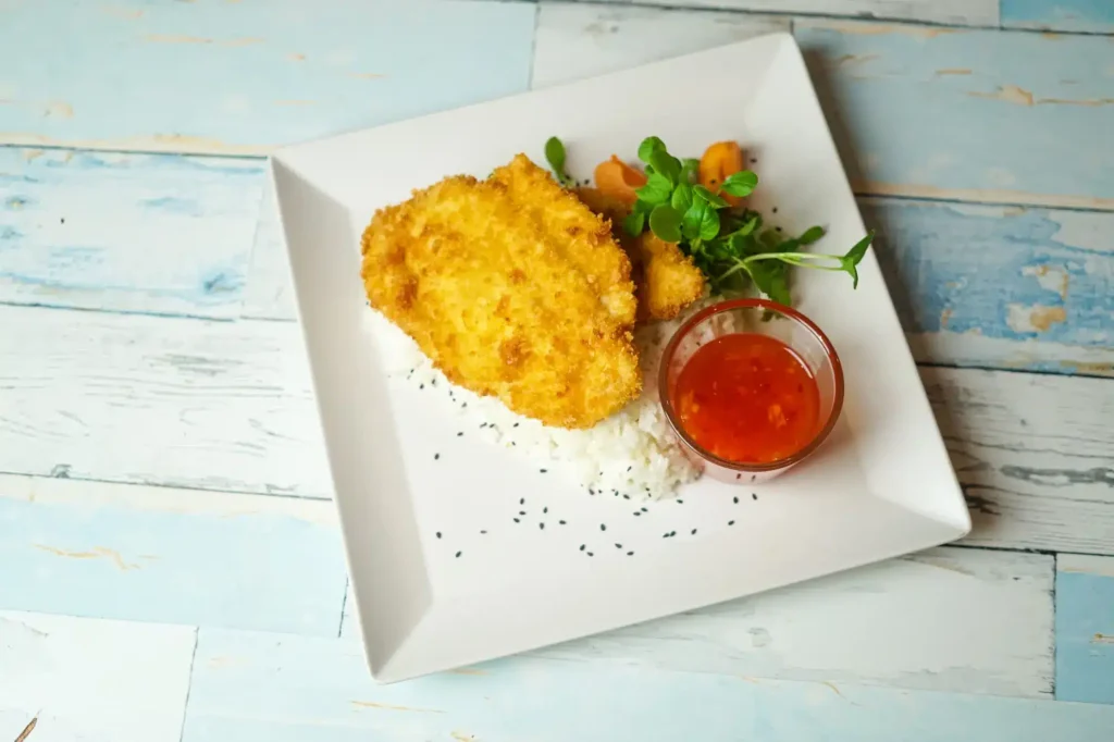 5 recettes au poulet à l'air fryer pour une personne Recette facile de poulet pané à l'air fryer pour une personne